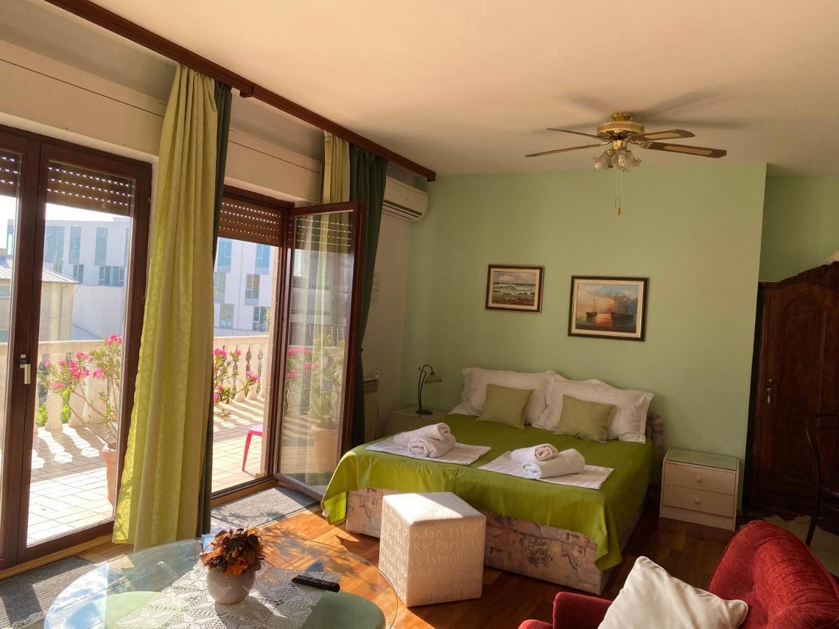 Family Apartments Vesna- 100 M Beach -Center Crikvenica Eksteriør bilde