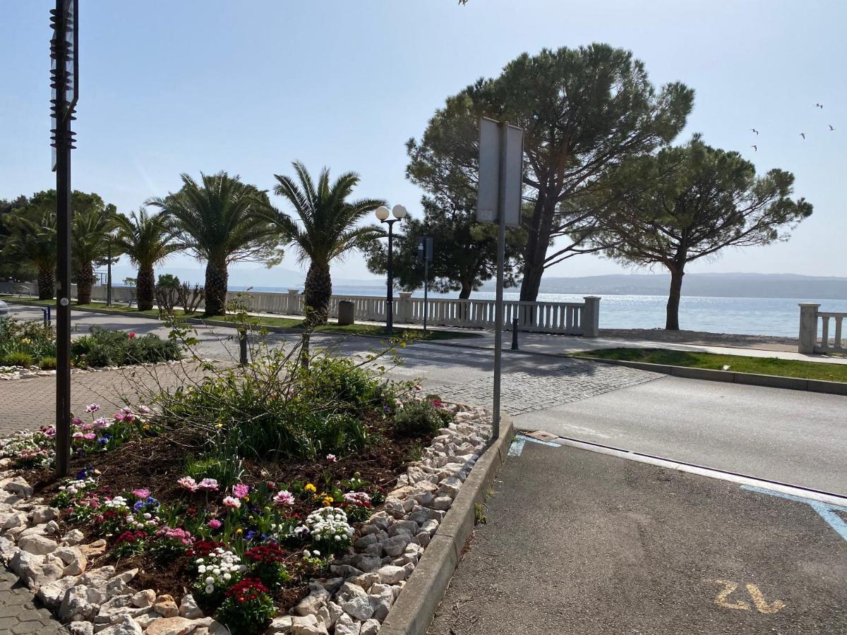 Family Apartments Vesna- 100 M Beach -Center Crikvenica Eksteriør bilde